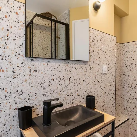 Grand Refait A Neuf 16 - 4p Paris